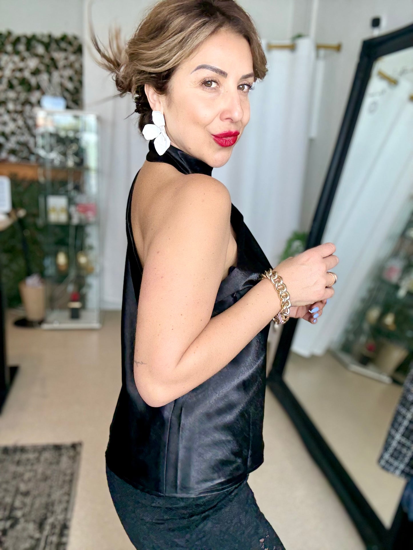 ALLEGRA (preorder end Oct) - BLACK neck detail top