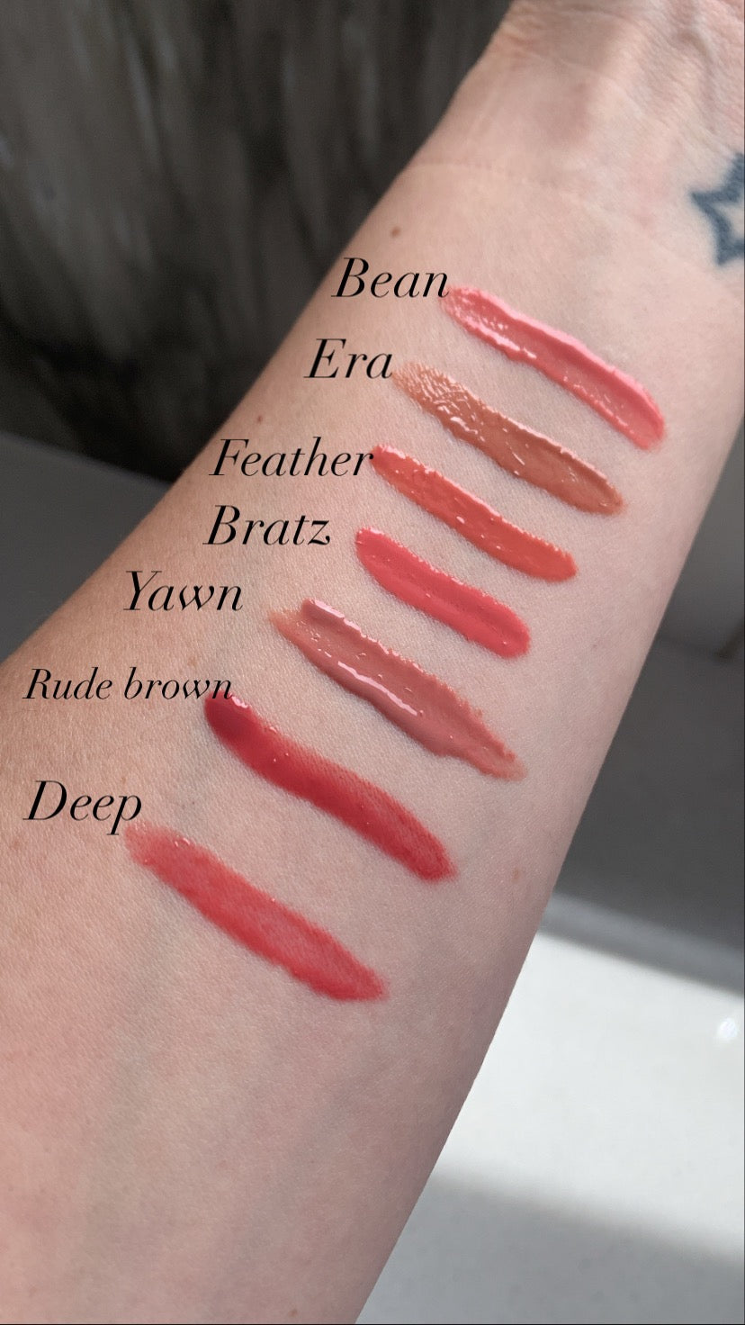 YAWN - Livy Lips Lipstick