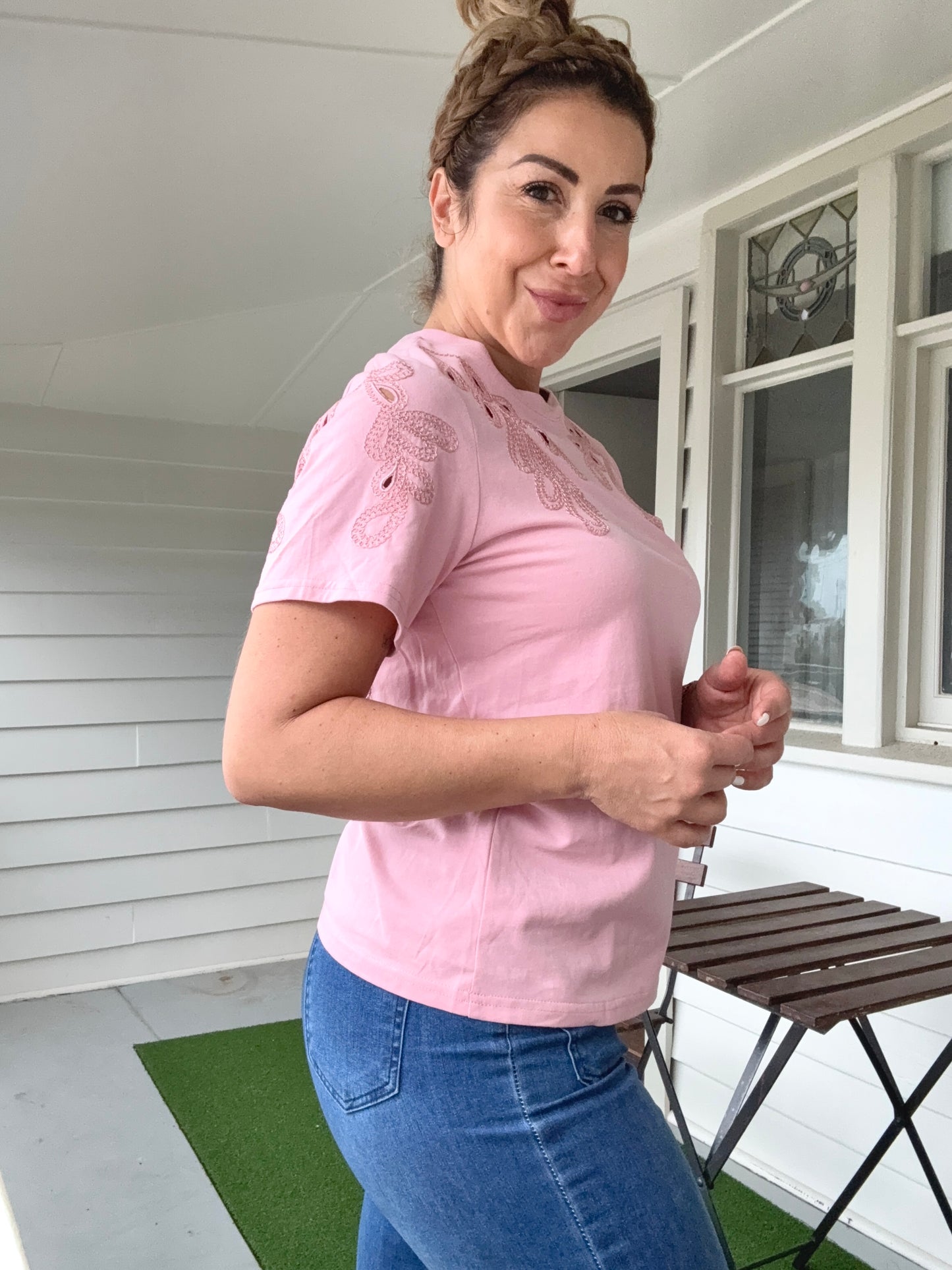 ALEX - PINK embroidered T-shirt