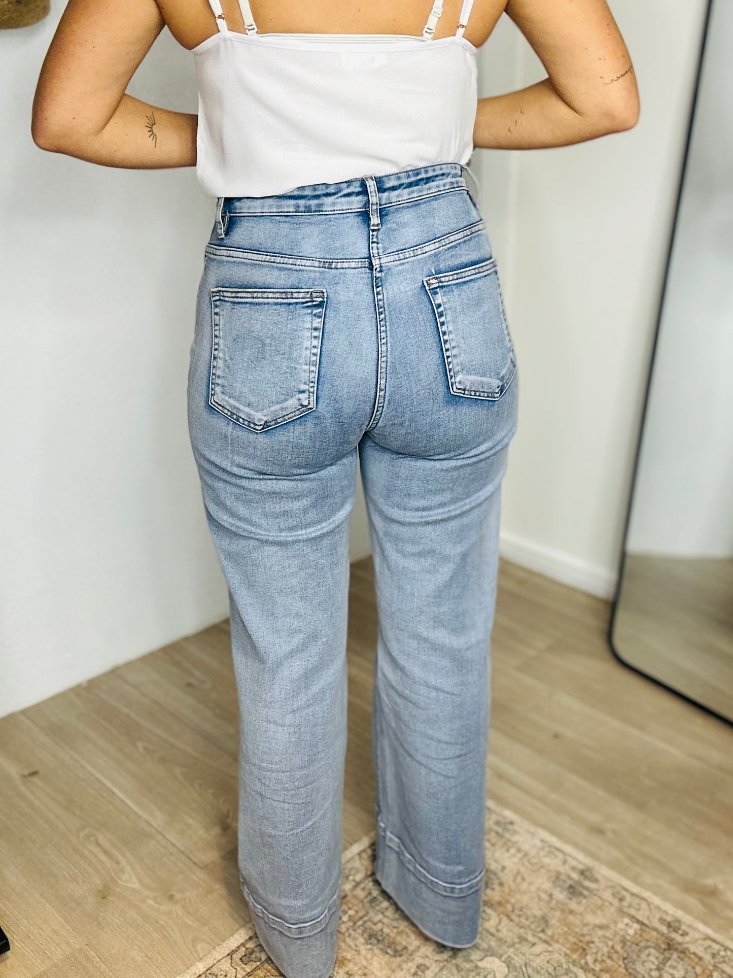 PRE ORDER END OF AUGUST HARVEY - LIGHT wide leg high waisted stretch jean