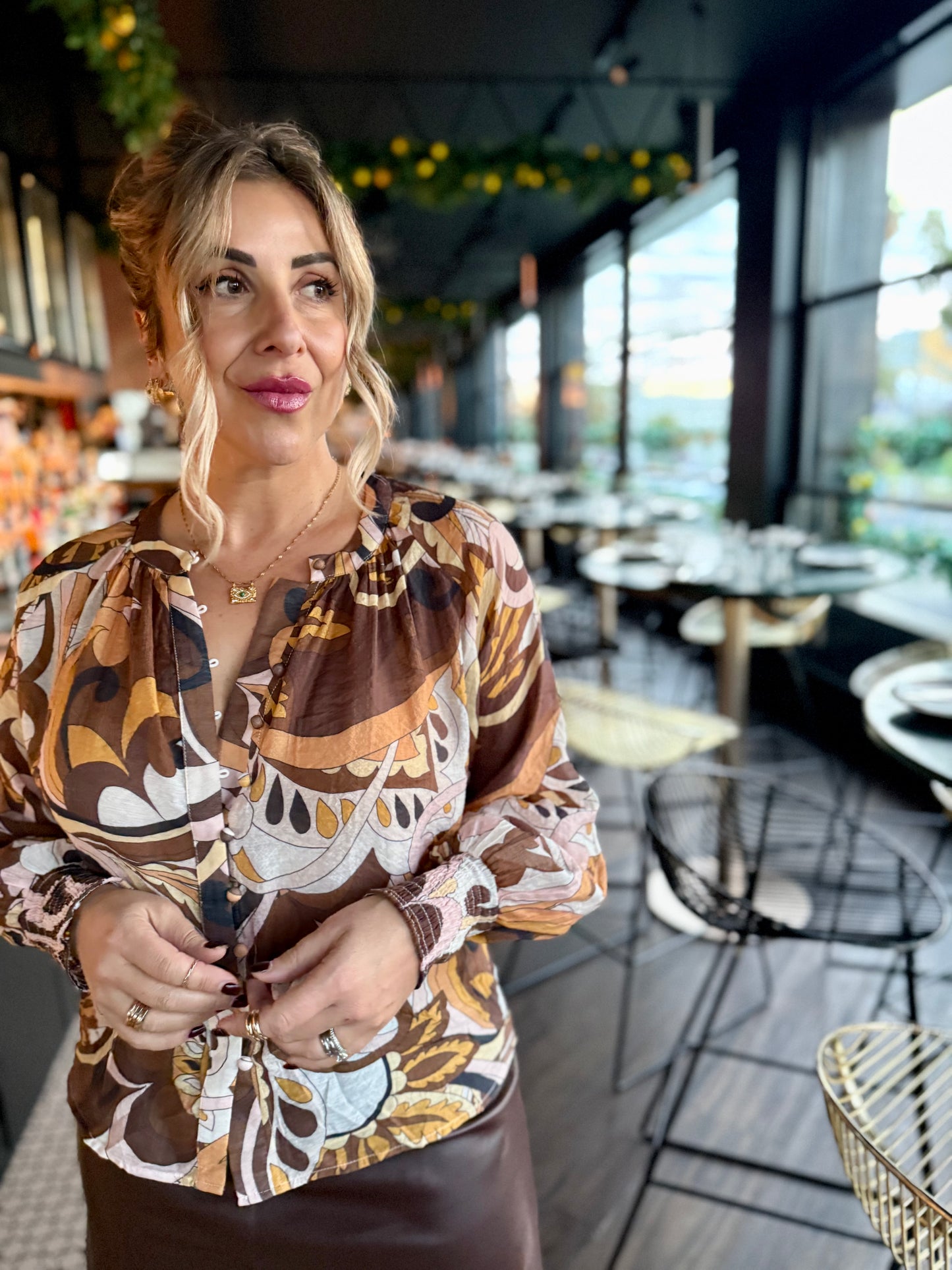 BRIANA - Mocha Paisley Top