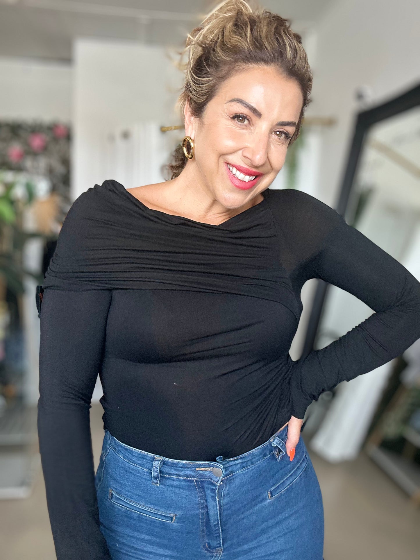 DREW - BLACK off the shoulder top