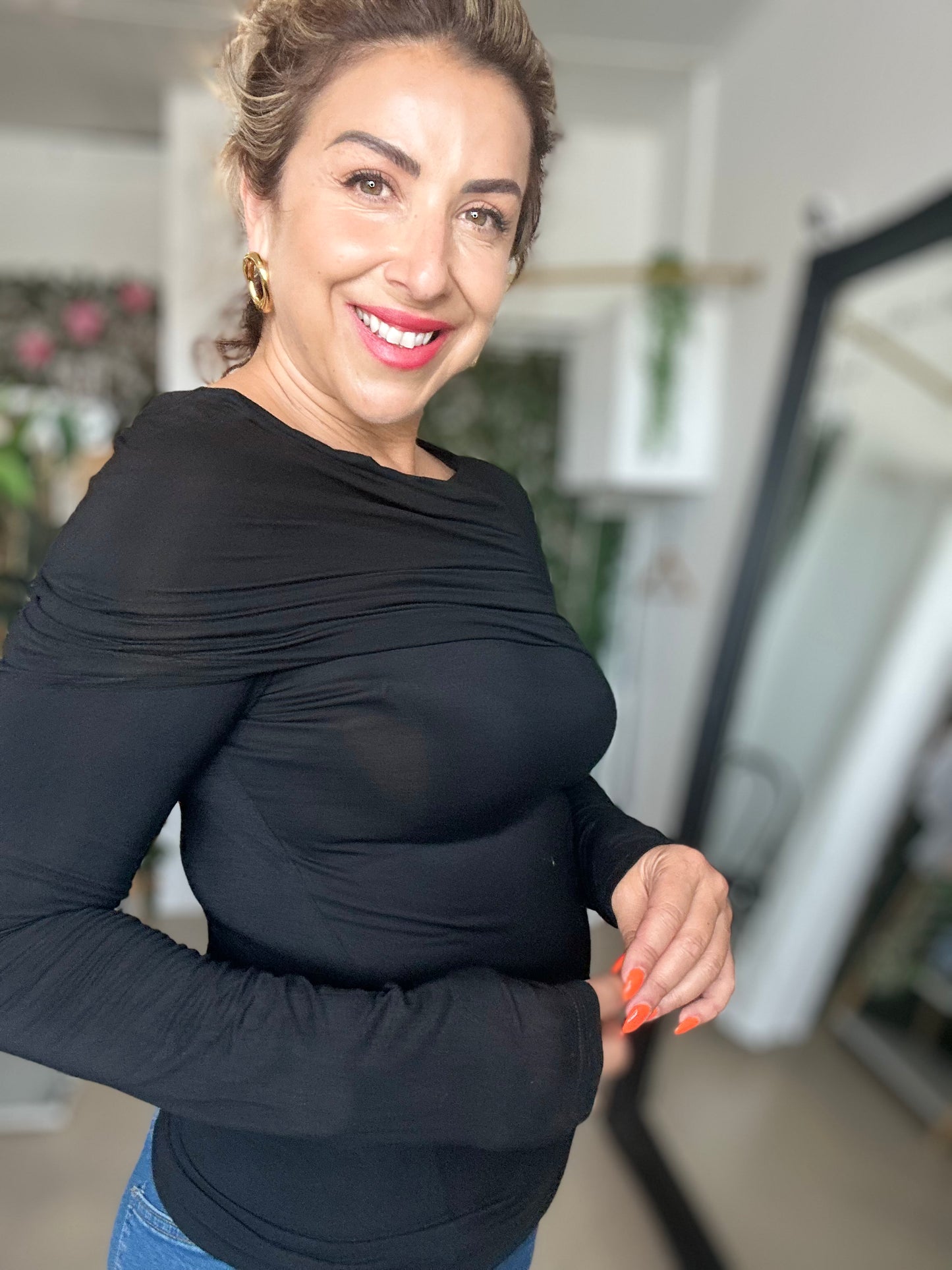 DREW - BLACK off the shoulder top