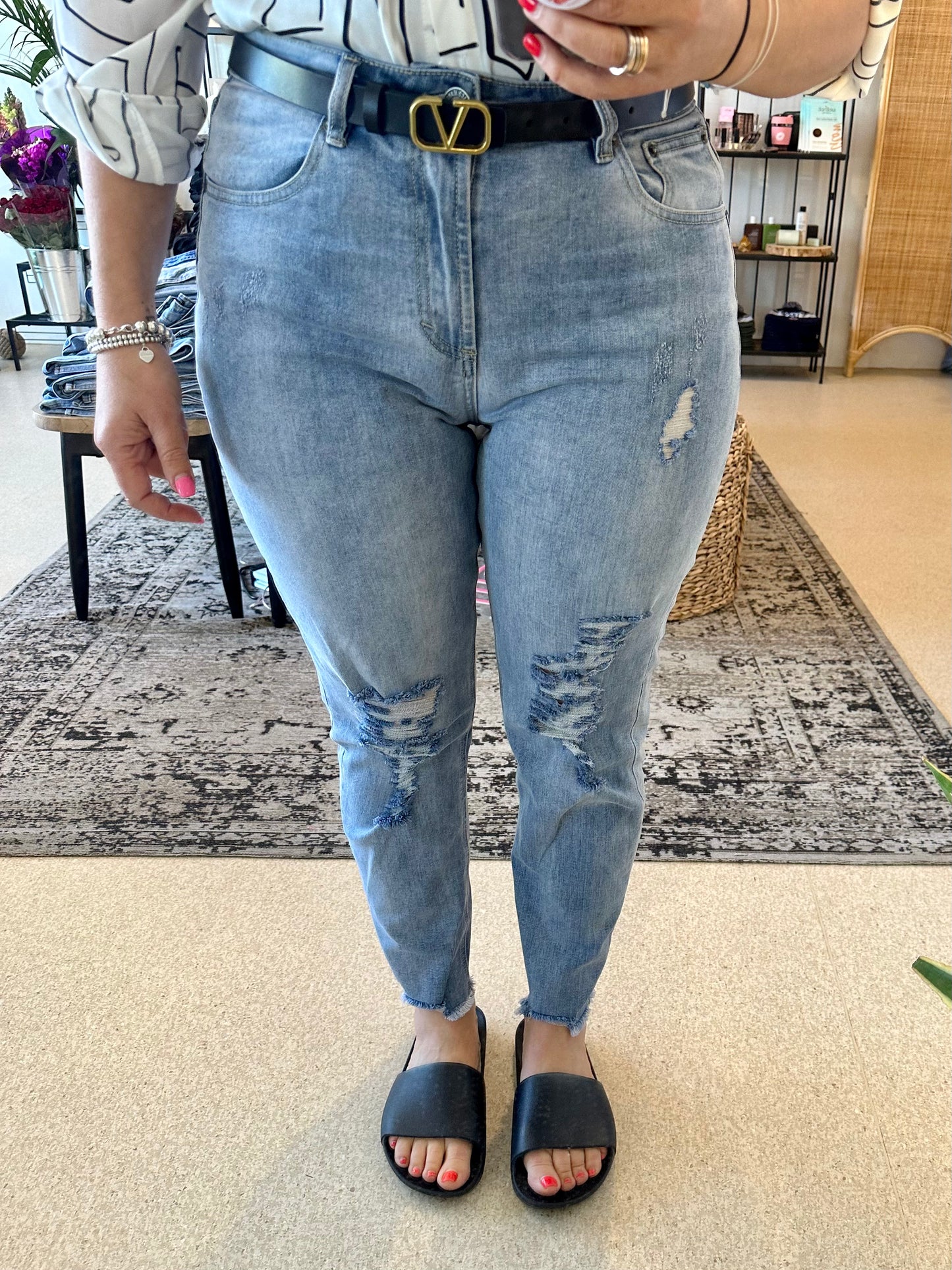 CELINE - Blue Girlfriend Jeans