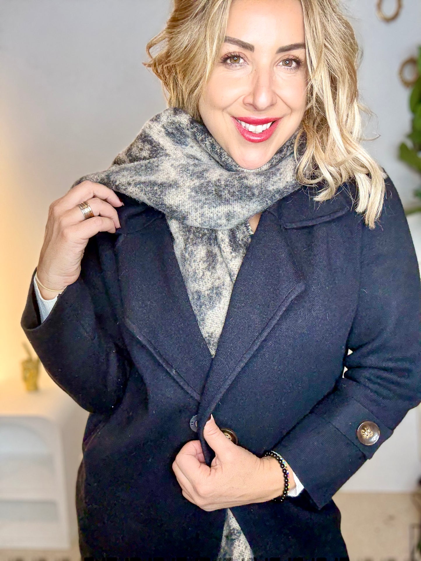YVONNE - Black thick knitted coatigan