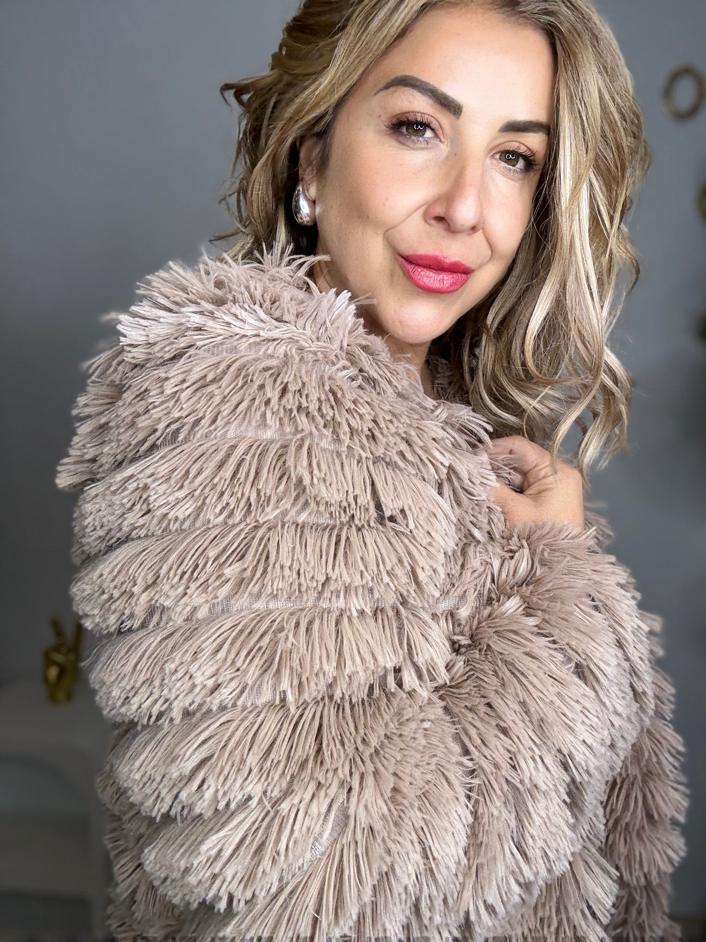 SHAGGY - MOCHA fringe fur coat