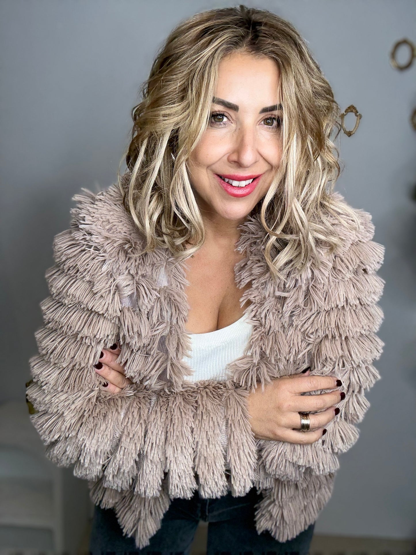 SHAGGY - MOCHA fringe fur coat