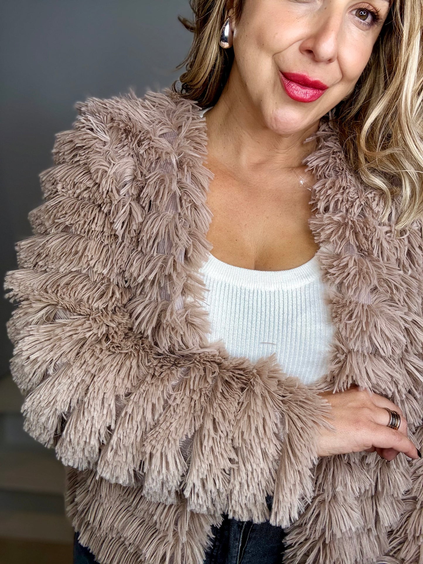 SHAGGY - MOCHA fringe fur coat