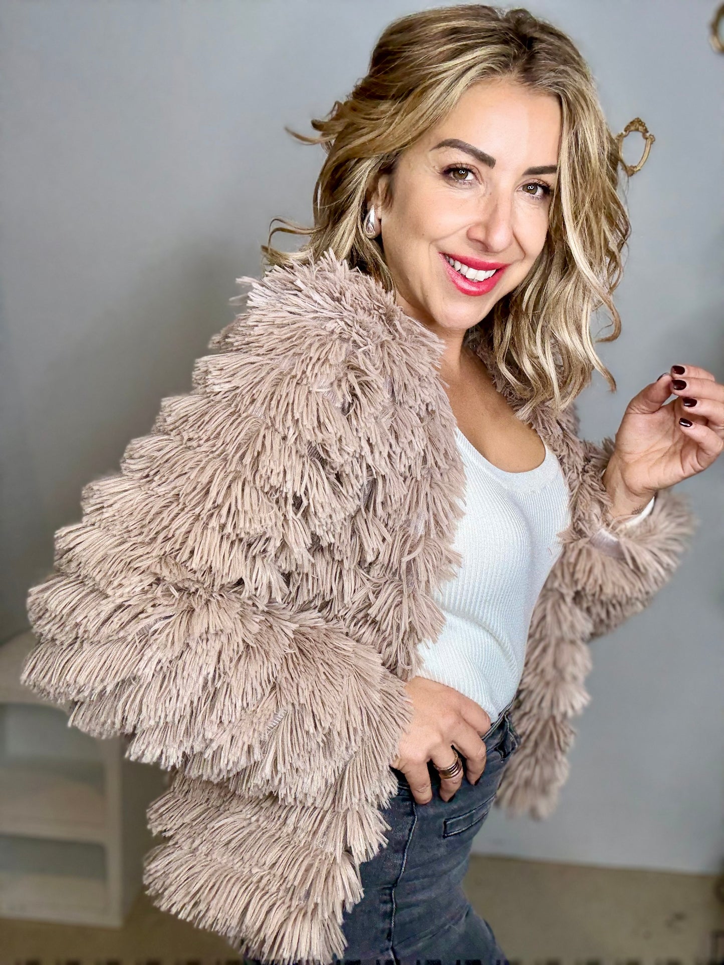 SHAGGY - MOCHA fringe fur coat