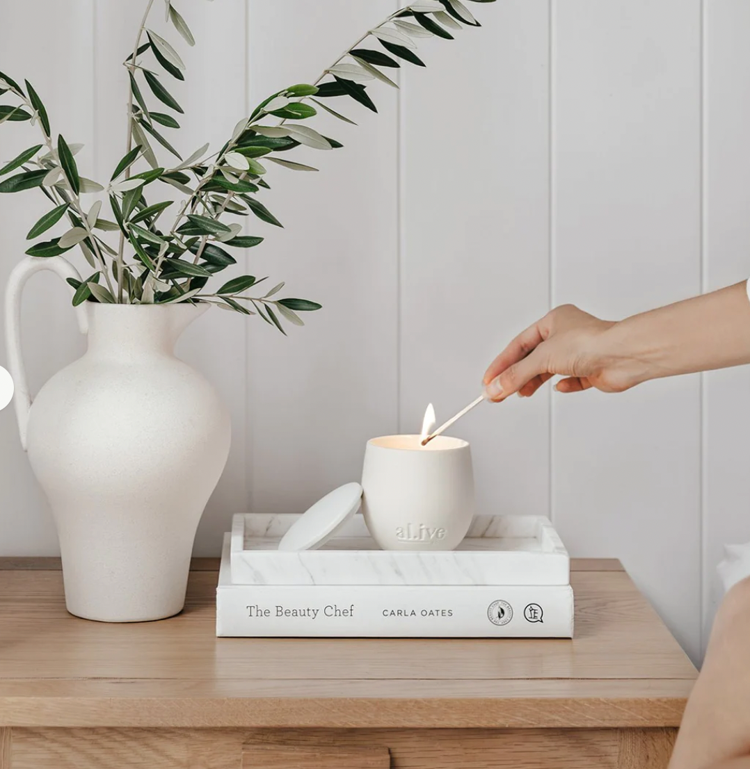 AL.IVE - SWEET DEWBERRY & CLOVE SOY CANDLE