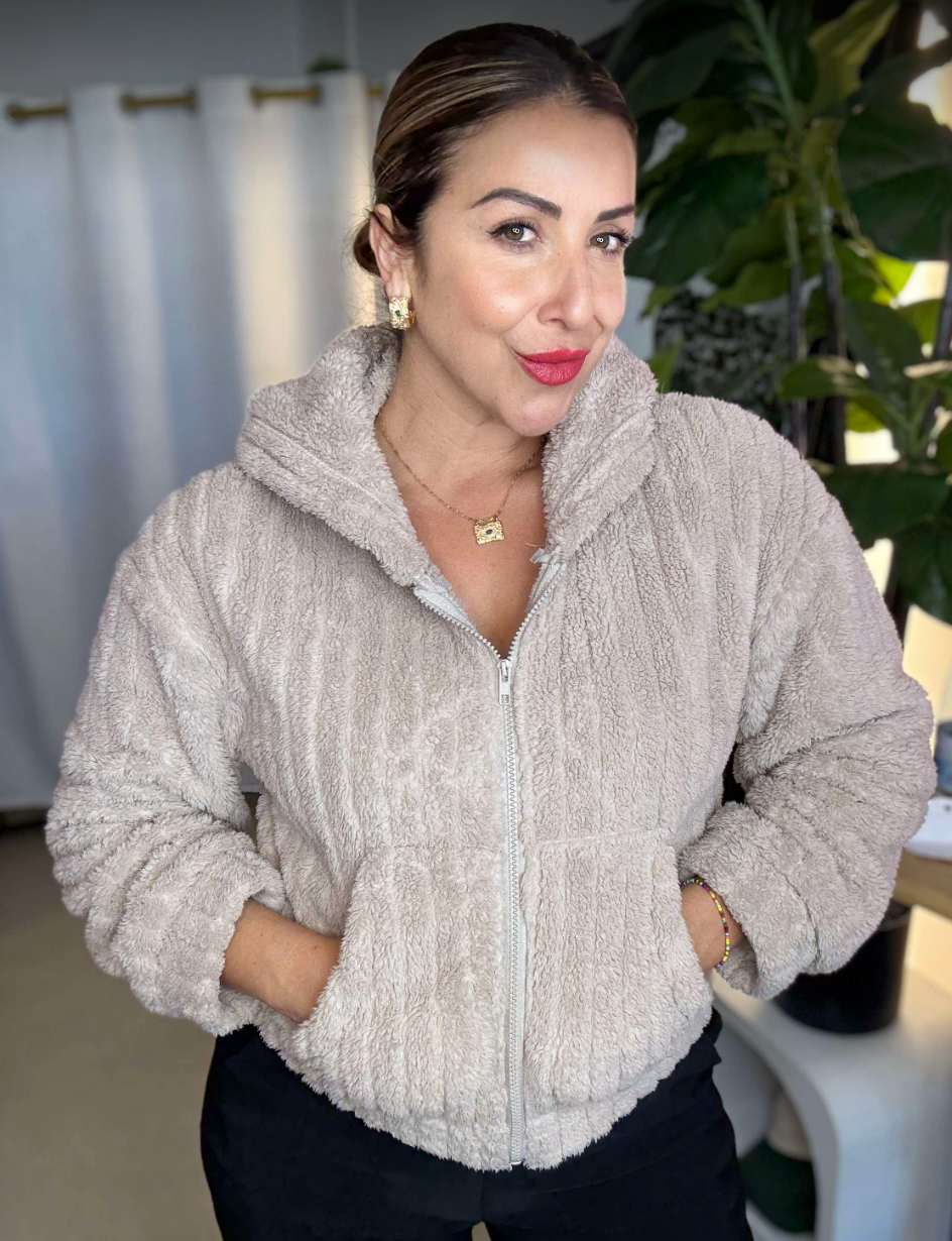PRE ORDER END OF MAY - MISSY - IVORY fluffy zip through cropped jacket