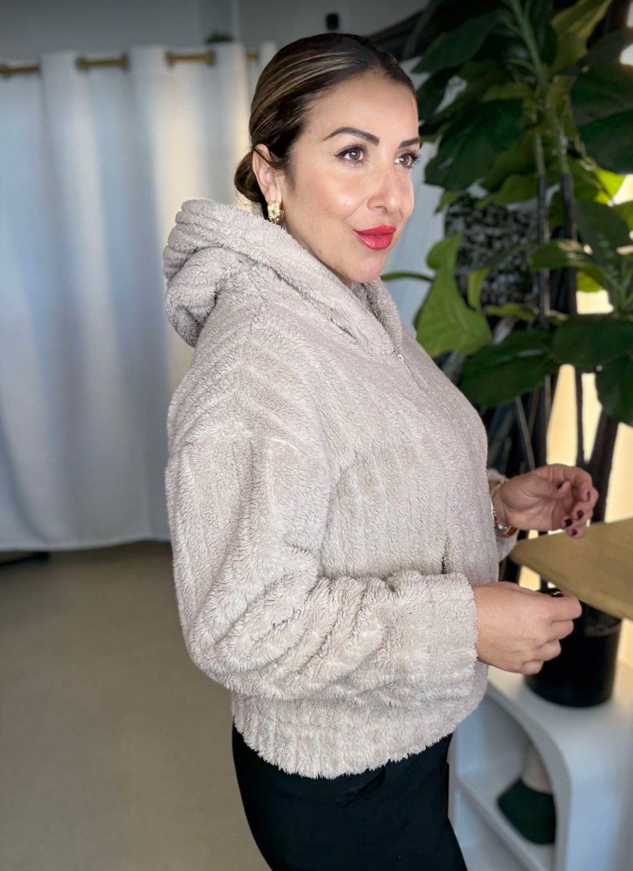 PRE ORDER END OF MAY - MISSY - IVORY fluffy zip through cropped jacket