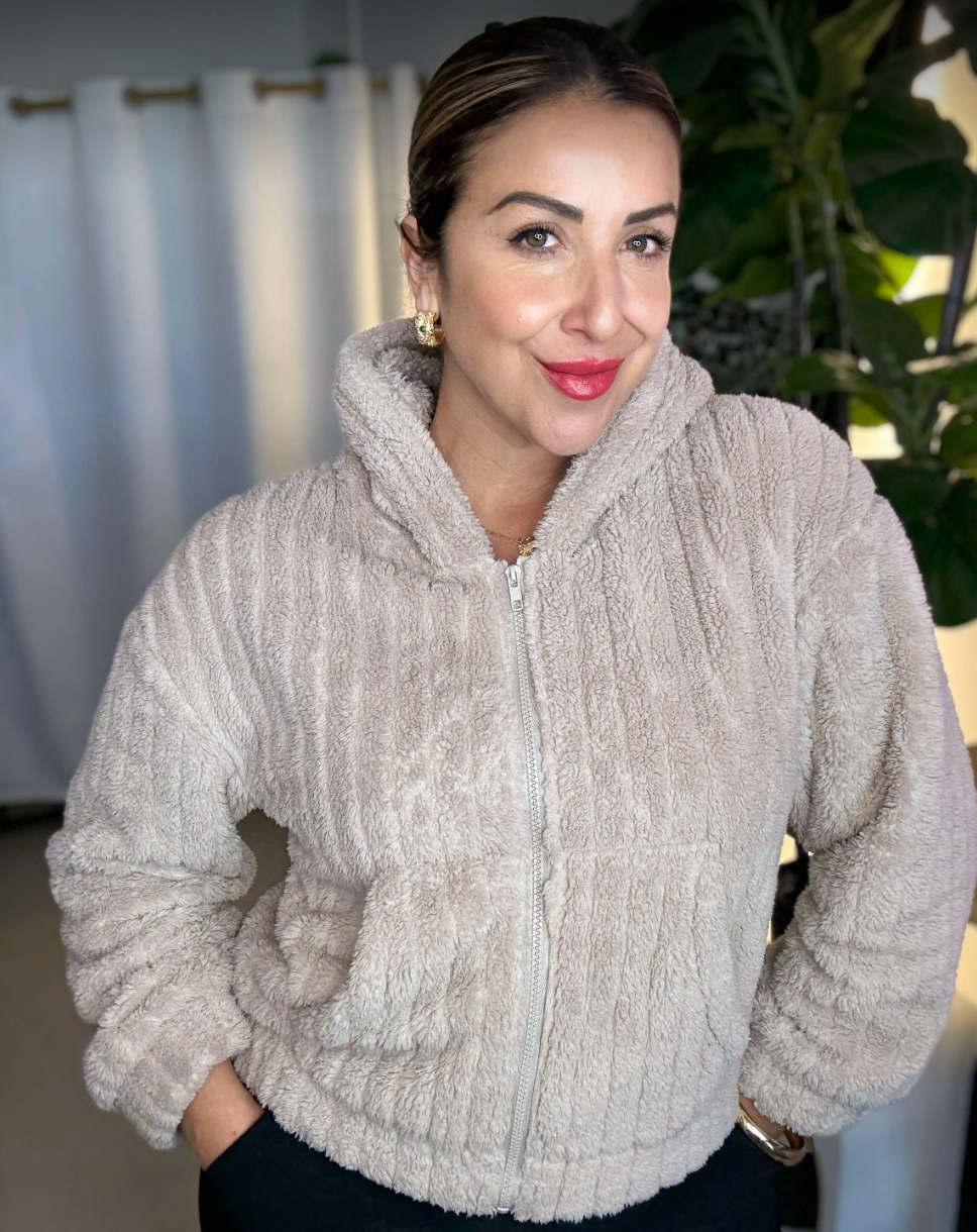 PRE ORDER END OF MAY - MISSY - IVORY fluffy zip through cropped jacket