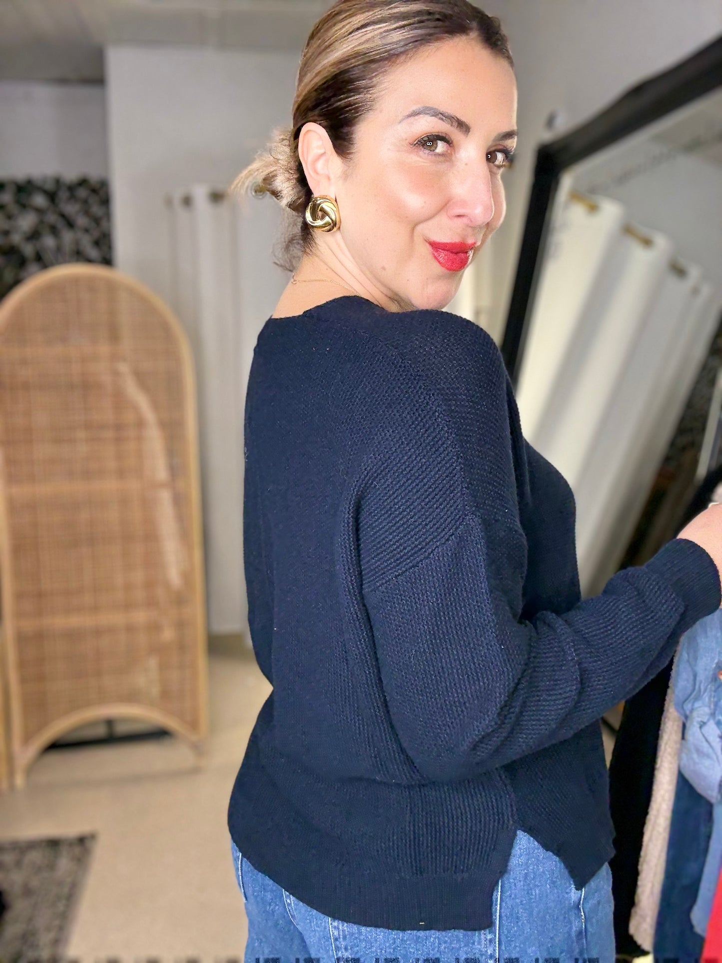 BAILEY - NAVY v neck ribbed top