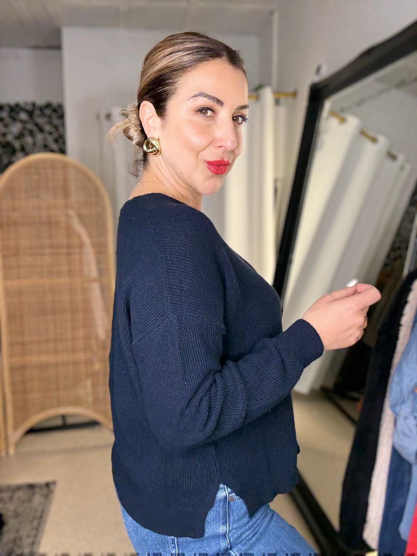 BAILEY - NAVY v neck ribbed top