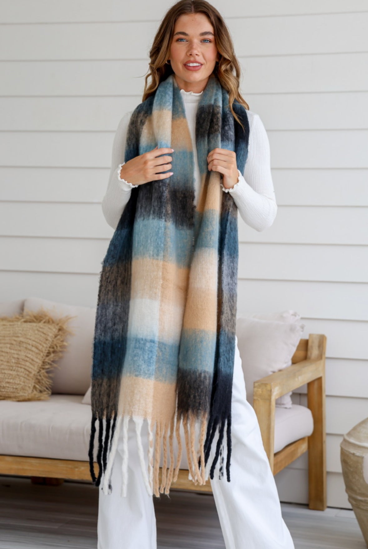 RHI RHI  - Beige,Black,Blue striped ombre scarf with tassels