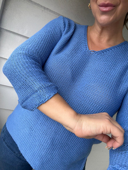 ANGIE - CORNFLOWER BLUE cotton v neck KNIT
