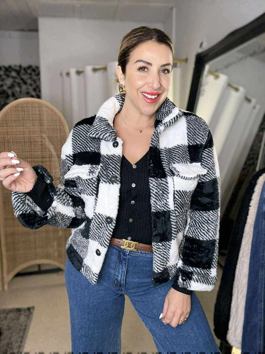 PRE ORDER - TILLY - BLACK & WHITE checkered sherpa cropped jacket