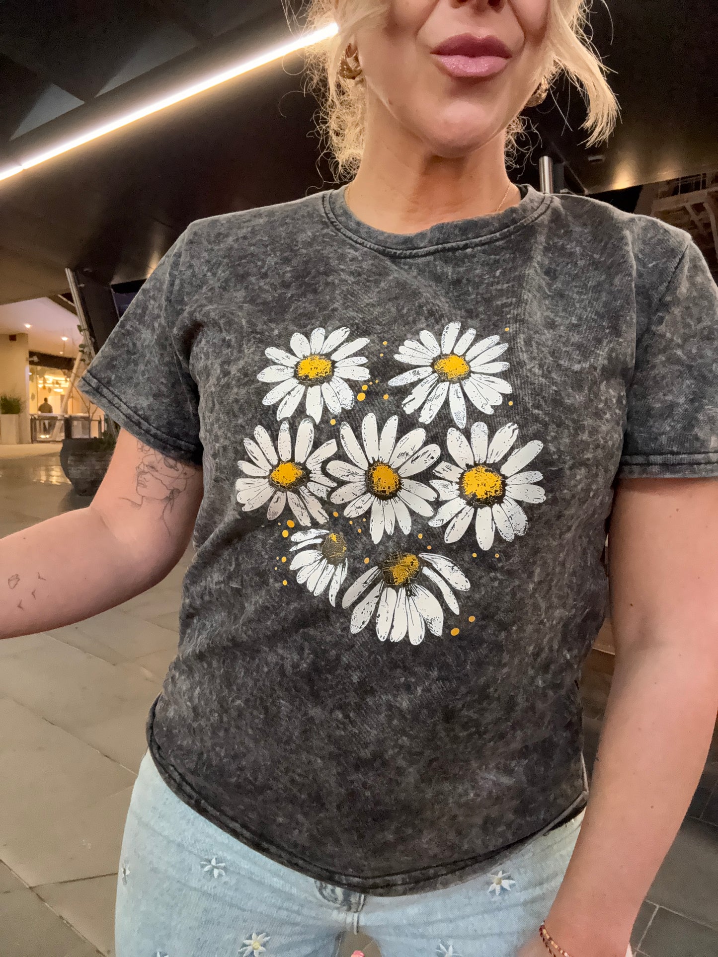 BLOOM - CHARCOAL acid wash print tee