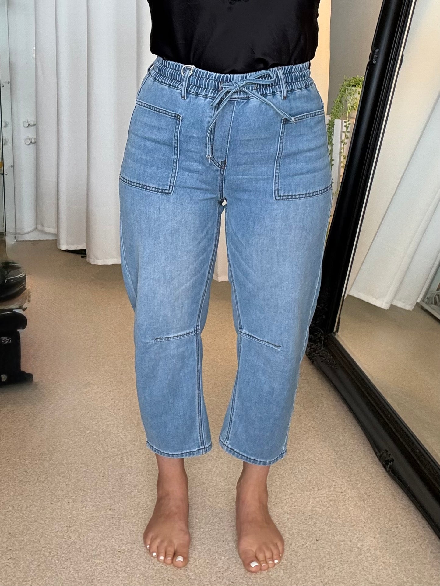 BARREL BABES (PRE ORDER MID NOVEMBER) - LIGHT BLUE cropped denim jean