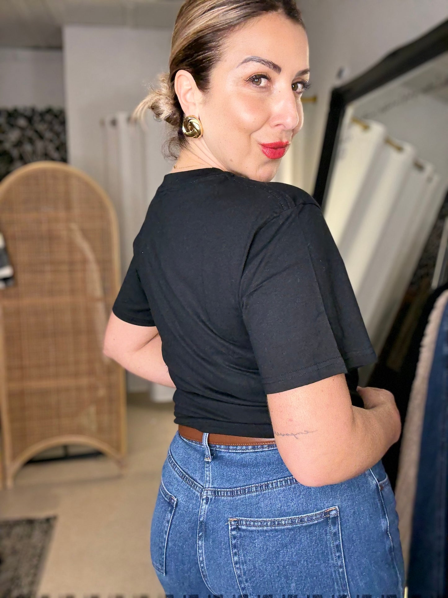 FLUTTERFLY - celestial black tee