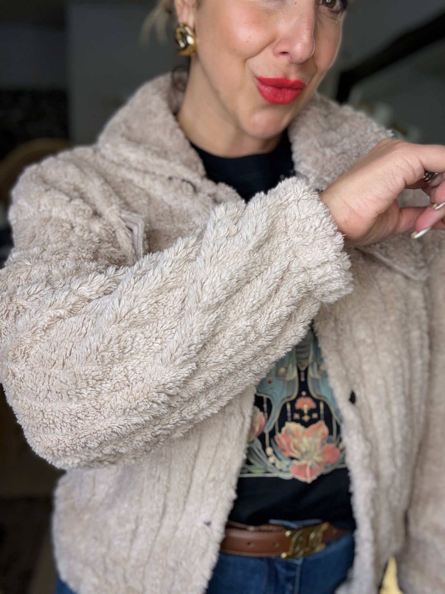 PRE ORDER - TERESA - IVORY fluffy cropped jacket