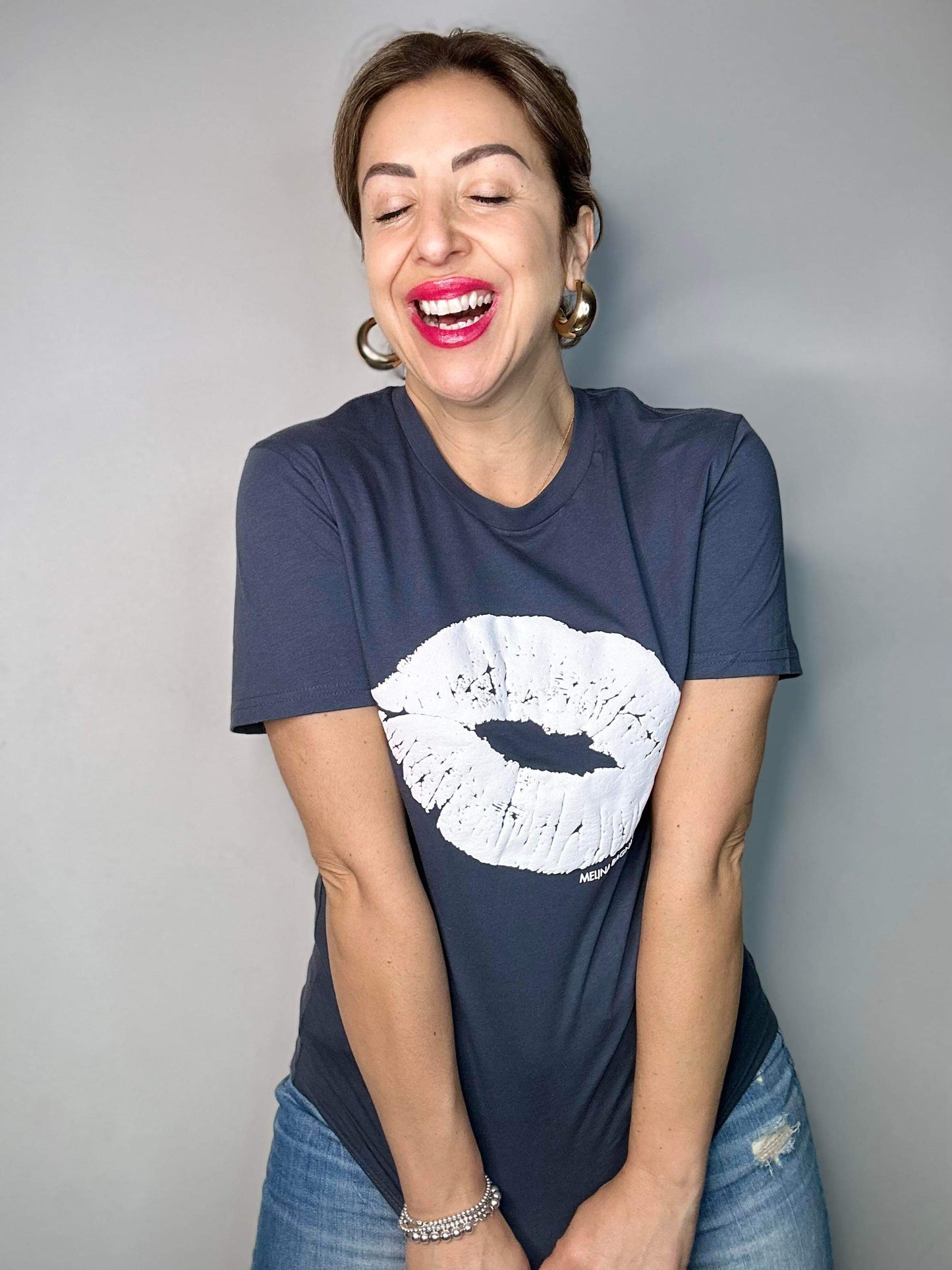 POP YOUR LIPS TEE - petrol blue with white puff lips